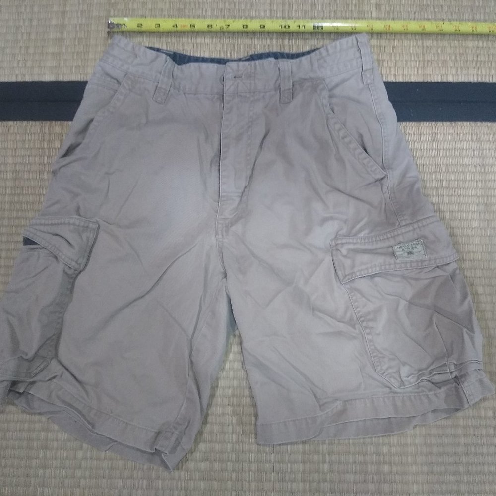 American Eagle Cargo Shorts (size 32) - light brown